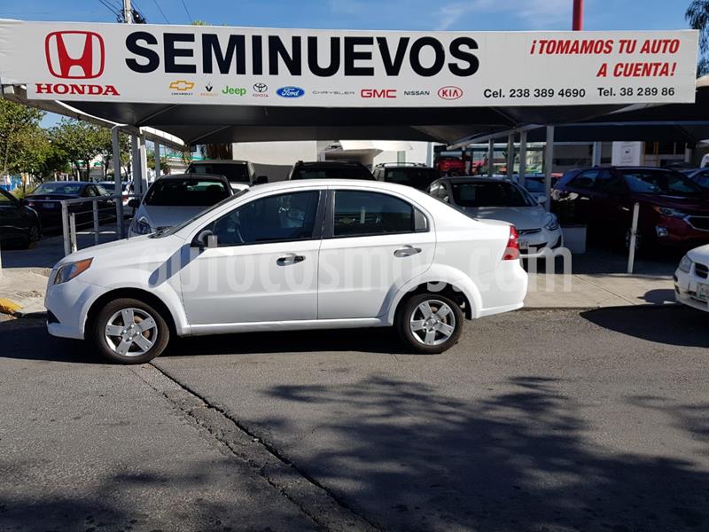 Chevrolet Aveo LS usado (2014) color Blanco precio $98,000