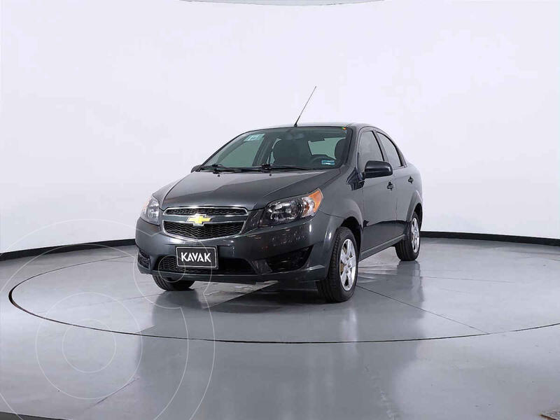 Foto Chevrolet Aveo LS Aut usado (2018) color Gris precio $182,999