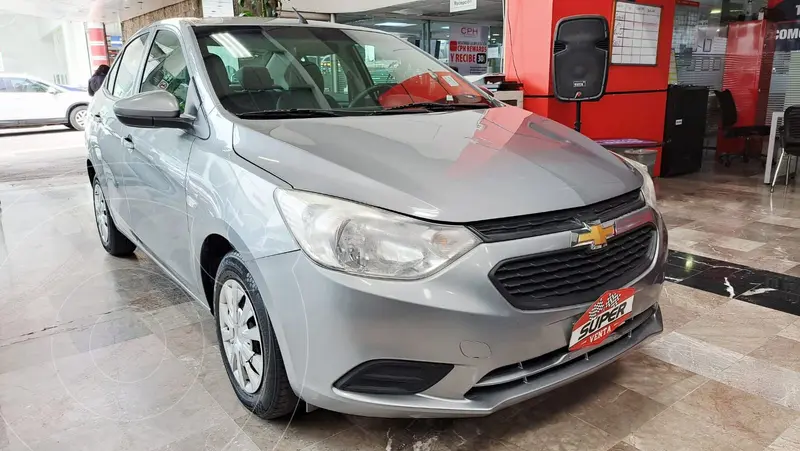 Foto Chevrolet Aveo LS usado (2023) color Gris financiado en mensualidades(enganche $96,140 mensualidades desde $4,045)