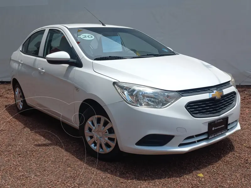 Foto Chevrolet Aveo LS usado (2020) color Blanco precio $189,900