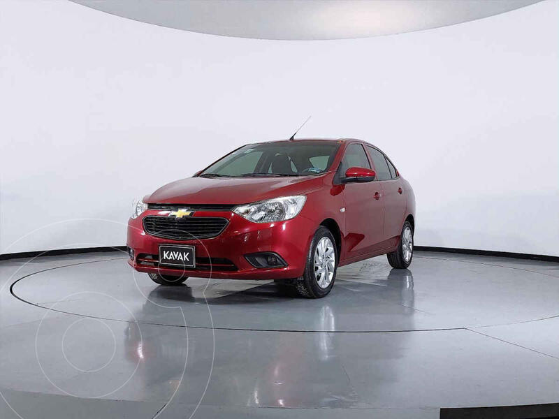 Foto Chevrolet Aveo LT usado (2018) color Rojo precio $185,999
