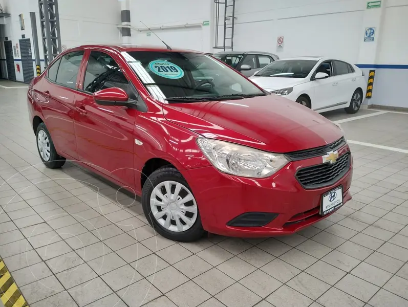 Foto Chevrolet Aveo LS usado (2019) color Rojo financiado en mensualidades(enganche $43,000 mensualidades desde $4,157)