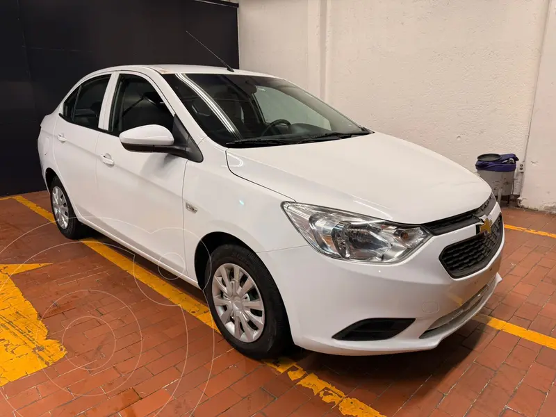 Foto Chevrolet Aveo LS usado (2023) color Blanco precio $195,000