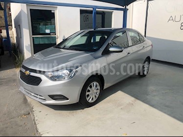 foto Chevrolet Aveo LS usado (2018) color Plata precio $159,000