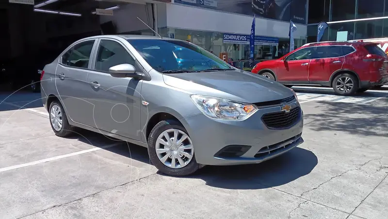 Chevrolet Aveo LS usado (2023) color Gris precio $212,900