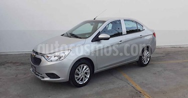 Chevrolet Aveo LT D AT usado (2020) color Plata precio $204,900