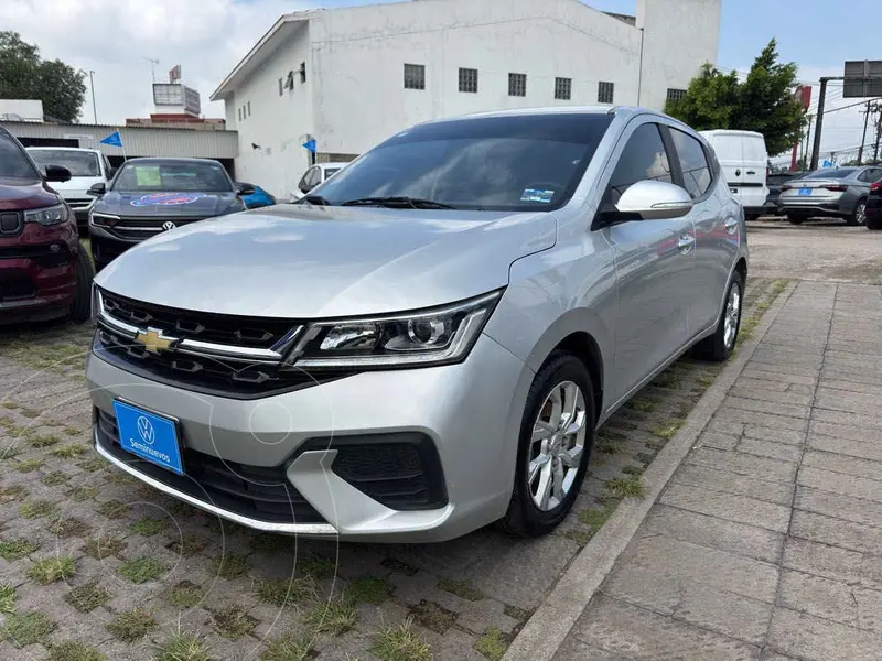 Foto Chevrolet Aveo LT usado (2024) color Plata precio $265,000