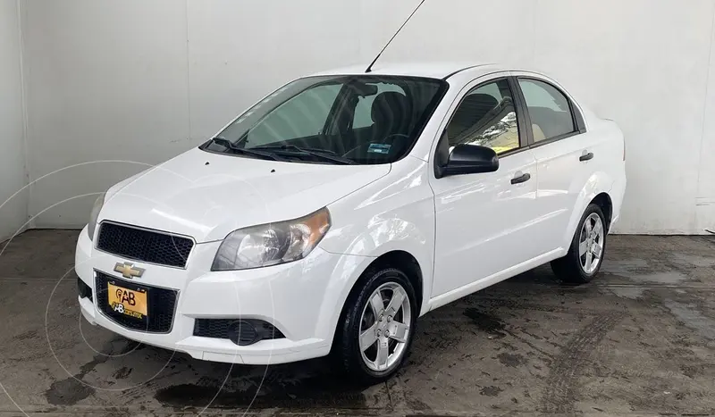 Foto Chevrolet Aveo LT Bolsas de Aire y ABS (Nuevo) usado (2015) color Blanco precio $150,000
