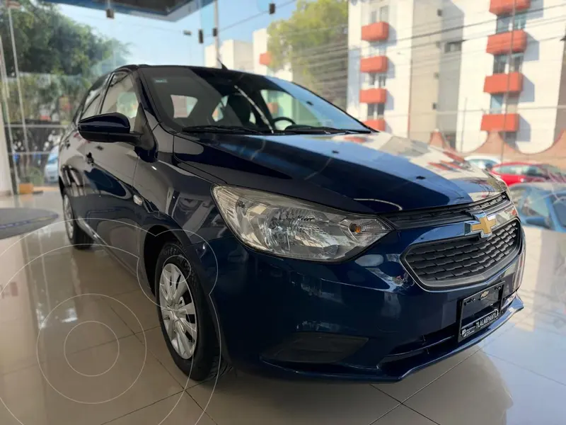 Foto Chevrolet Aveo LS Aut usado (2023) color Azul Marino financiado en mensualidades(enganche $69,336 mensualidades desde $4,620)