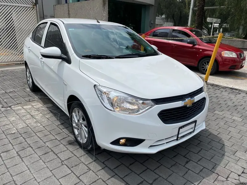 Foto Chevrolet Aveo LT usado (2019) color Blanco precio $230,000