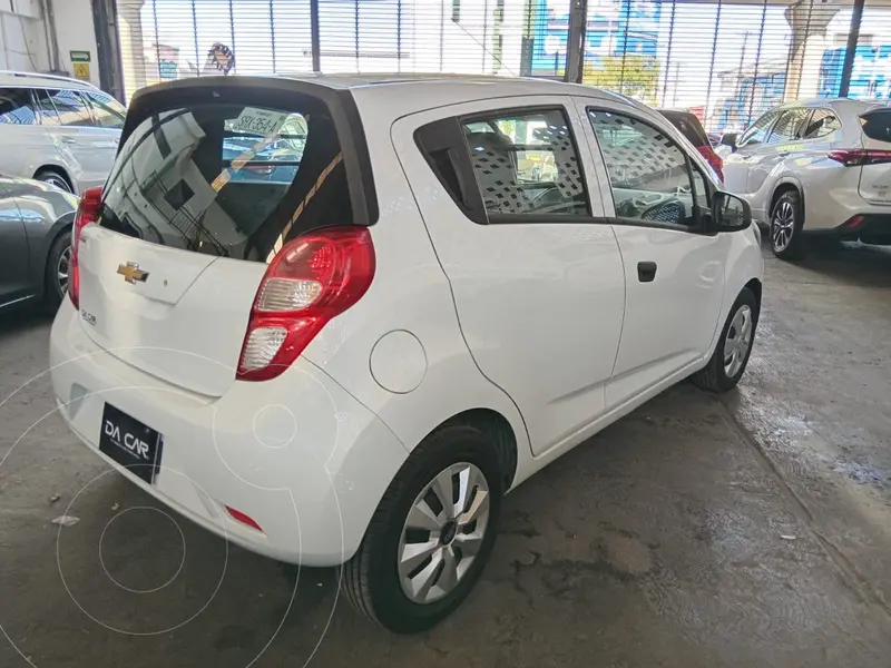 Foto Chevrolet Beat Hatchback LS usado (2021) color Blanco precio $148,000