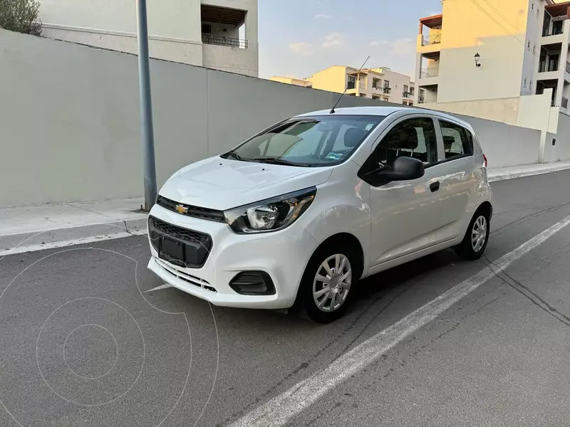 Foto Chevrolet Beat Hatchback LT usado (2020) color Blanco financiado en mensualidades(enganche $37,152 mensualidades desde $3,873)