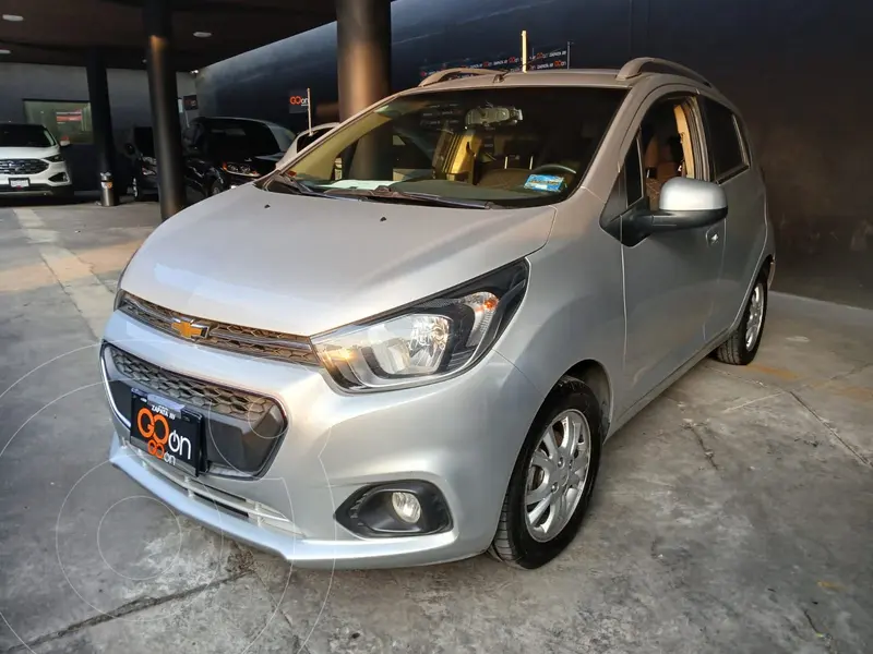 Foto Chevrolet Beat Hatchback LTZ usado (2019) color plateado financiado en mensualidades(enganche $49,050 mensualidades desde $3,751)