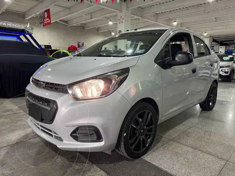 Foto Chevrolet Beat Notchback LT usado (2019) color Plata precio $185,000