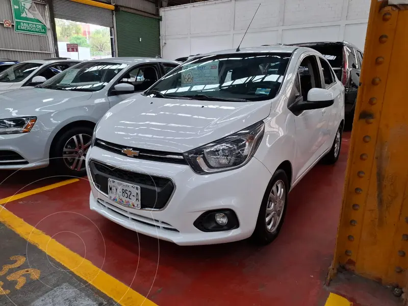 Foto Chevrolet Beat Notchback LTZ Sedan usado (2018) color Blanco financiado en mensualidades(enganche $42,000 mensualidades desde $3,700)