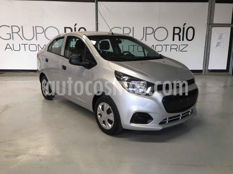 foto Chevrolet Beat Hatchback LT usado (2019) color Plata precio $158,000