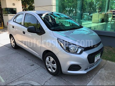 Foto Chevrolet Beat LT Sedan usado (2019) color Plata precio $165,000