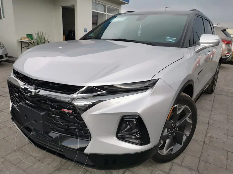 Foto Chevrolet Blazer RS usado (2022) color plateado financiado en mensualidades(enganche $206,250 mensualidades desde $11,962)