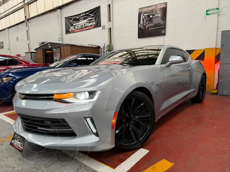 Foto Chevrolet Camaro RS V6 Aut usado (2017) color Plata Hielo financiado en mensualidades(enganche $99,000 mensualidades desde $9,600)