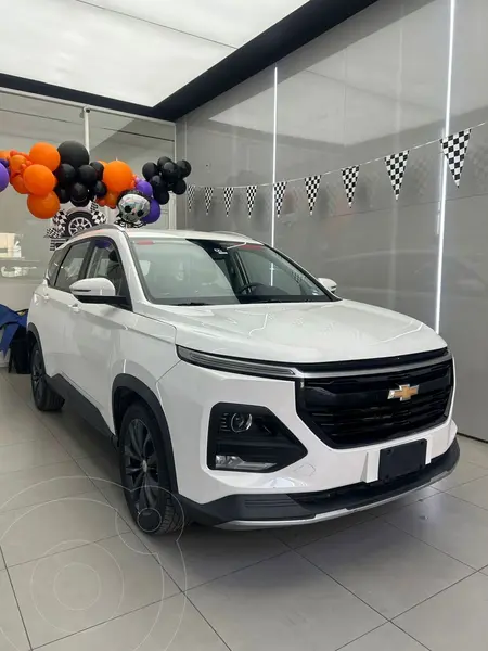 Foto Chevrolet Captiva LT 7 pas usado (2022) color Blanco financiado en mensualidades(enganche $131,252 mensualidades desde $5,522)