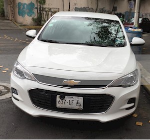 Foto Chevrolet Cavalier LT Aut usado (2019) color Blanco precio $235,000