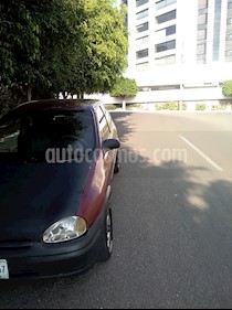 Foto venta Auto Seminuevo Chevrolet Chevy 3P Joy Pop 1.4L (2001) color Rojo precio $36,000