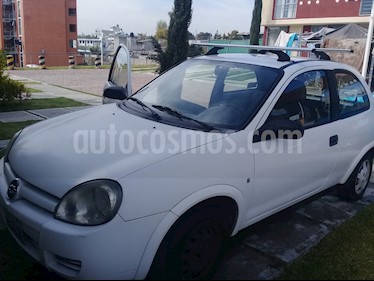 Foto venta Auto usado Chevrolet Chevy 3P Paq M (2007) color Blanco precio $40,000