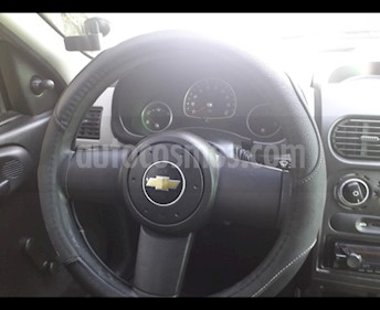 Chevrolet Chevy 3P Paq H usado (2011) color Dorado precio $50,000