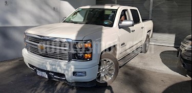 Foto venta Auto usado Chevrolet Cheyenne 2500 4x4 Doble Cab LTZ (2014) color Beige precio $429,900