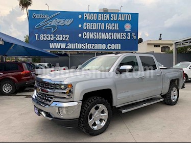foto Chevrolet Cheyenne 2500 4x4 Doble Cab LTZ usado (2017) color Plata precio $639,900