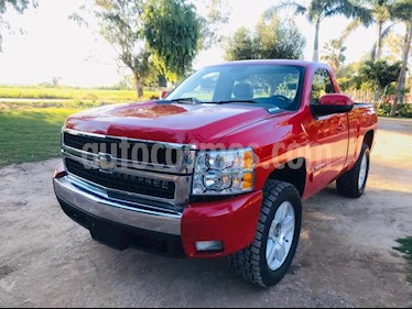 Chevrolet Cheyenne 2500 4x2 Cab Reg LT usado (2010) color Rojo precio $450,000