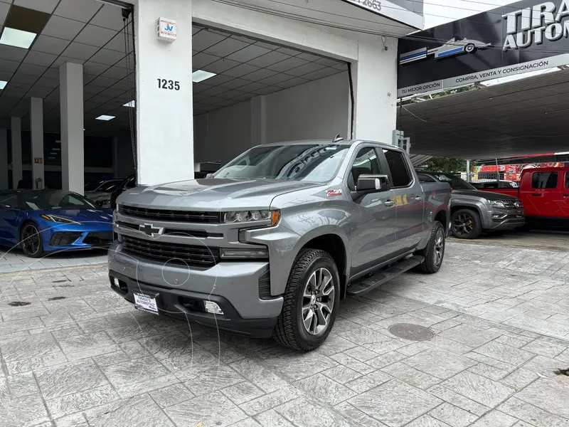 Foto Chevrolet Cheyenne RST CD usado (2019) color Gris Metalico precio $719,900