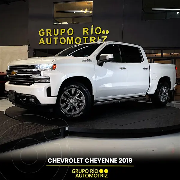 Foto Chevrolet Cheyenne Cabina Doble High Country 4X4 usado (2019) color Blanco precio $798,000