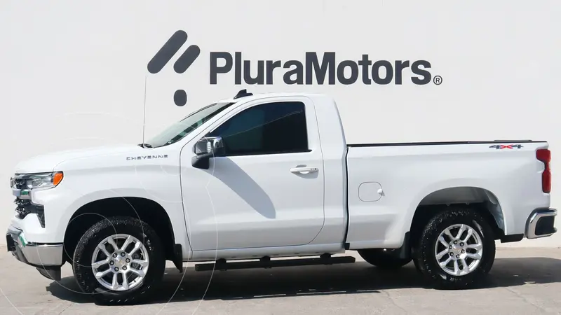 Foto Chevrolet Cheyenne LT 4X4 usado (2025) color Blanco precio $919,000