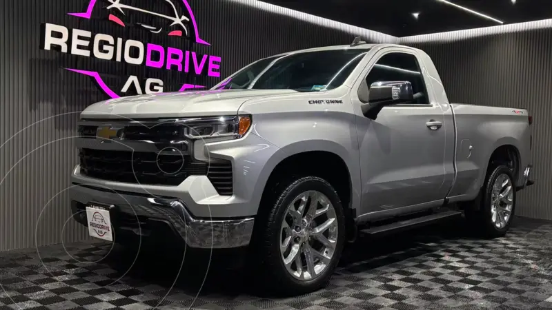 Foto Chevrolet Cheyenne Cabina Regular (LT) 4X4 usado (2022) color Gris Metalico precio $819,900