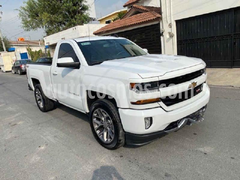 Chevrolet Cheyenne 2500 4x4 Cab Reg LT Z71 usado (2018) color Blanco precio $530,000
