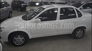 foto Chevrolet Classic 4P LS Pack usado (2015) color Blanco precio $320.000