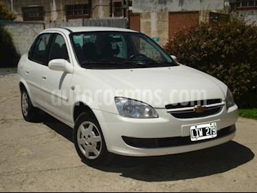 foto Chevrolet Classic 4P LS usado (2012) color Blanco precio $94.000