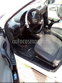 foto Chevrolet Classic 4P LS usado (2012) color Blanco precio $225.000