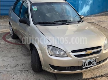 foto Chevrolet Classic 4P LS usado (2012) color Plata Polaris precio $165.000