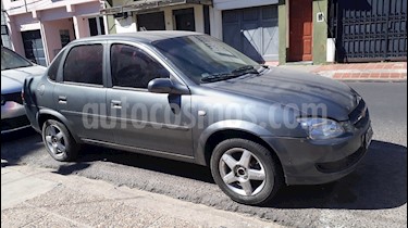 foto Chevrolet Classic 4P LT Spirit usado (2011) color Gris precio $227.000
