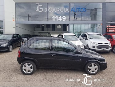 foto Chevrolet Classic 4P LT usado (2011) color Negro precio $250.000