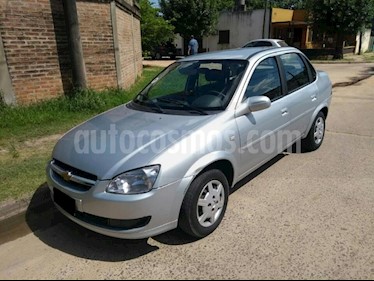 foto Chevrolet Classic 4P LT usado (2013) color Gris Claro precio $220.000