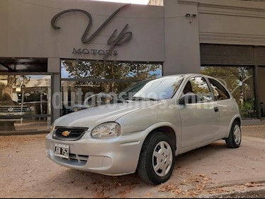 foto Chevrolet Classic 4P LS usado (2010) color Gris Claro precio $350.000