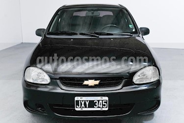 Chevrolet Classic 4P LS usado (2011) color Negro precio $235.000