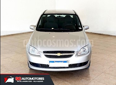 foto Chevrolet Classic 4P LS Spirit usado (2016) color Gris Claro precio $399.000