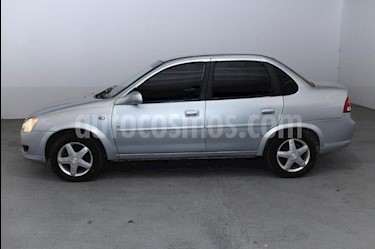 Chevrolet Classic 4P LT usado (2011) color Gris Claro precio $350.000