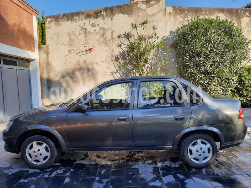 Chevrolet Classic 4P LS usado (2015) color Gris Mond precio $475.000