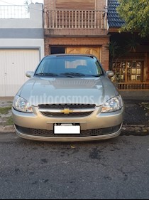 Chevrolet Classic 4P LS usado (2013) color Beige precio $275.000
