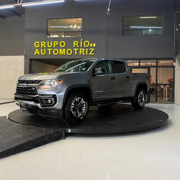 Foto Chevrolet Colorado LT 4x4 usado (2022) color Gris Oscuro financiado en mensualidades(enganche $73,255 mensualidades desde $15,445)